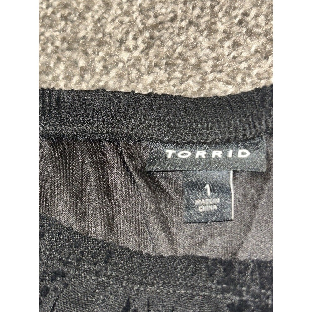 TORRID Black Flocked Mesh Square Neck Peasant Top Gothic Boho Plus Size 1 1X - Picture 9 of 12
